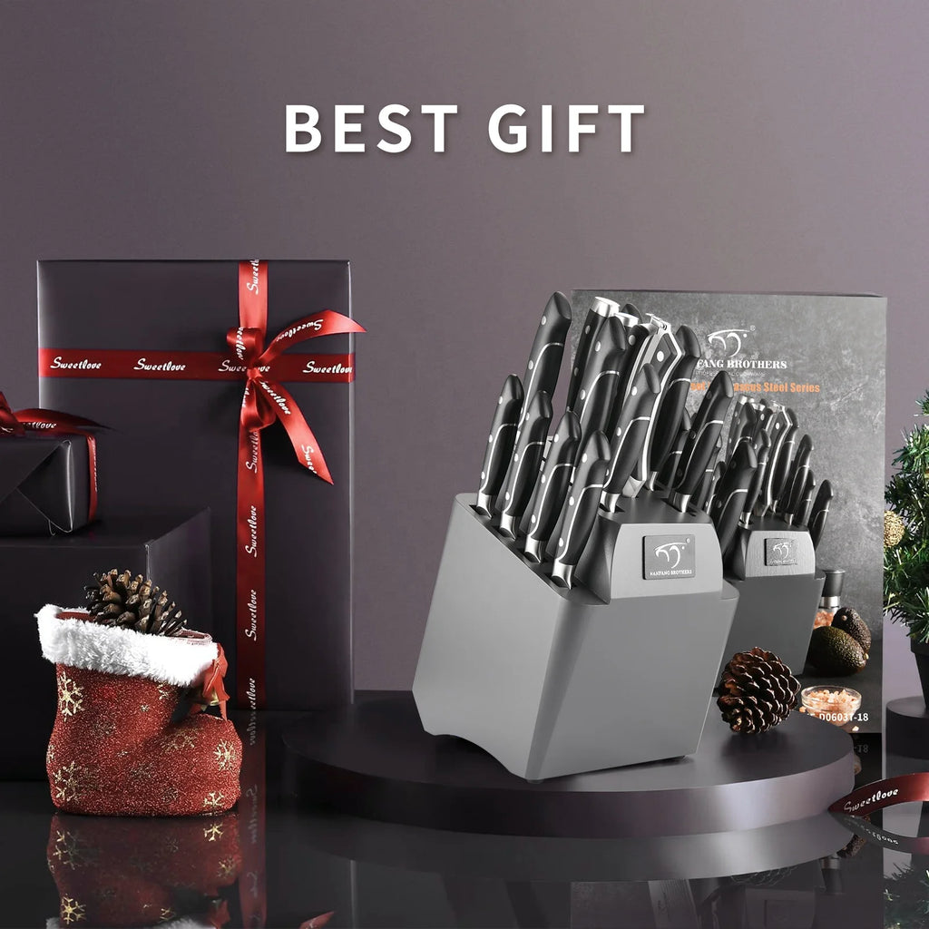 Set of 18 VG-10 Damascus Steel Chef Knives Best Kitchen Knife Set with Wooden Knife Holder