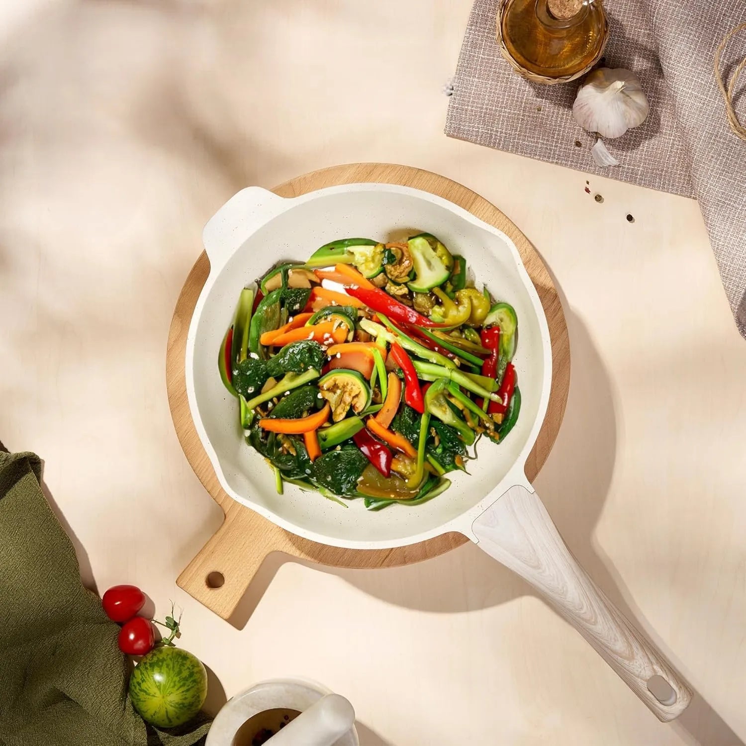 32/34 cm Non-Stick Frying Pan with Glass Lid Induction Pot Suitable for All Hobs