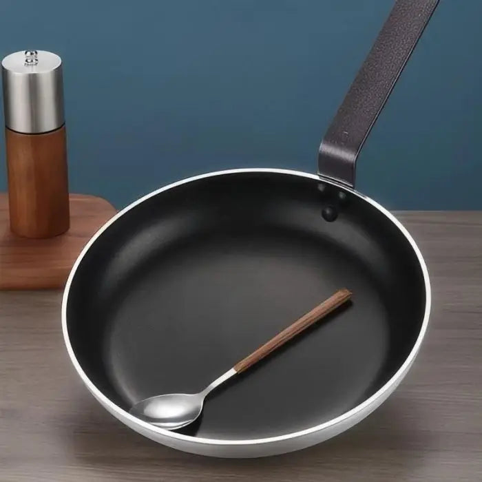 Sunmax Multi-Functional Aluminum Stainless Steel 3-5MM Thick Non-Stick Wok Pan 20-40CM Sizes Adult Hotel Restaurant Supplies