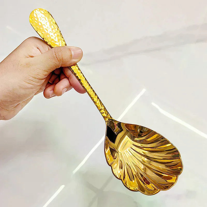 Shell-Shaped Serving Spoons Stainless Steel Vegetable Spoons Large Fan-Shaped Soup Spoons Suitable For Family Parties Restaurant