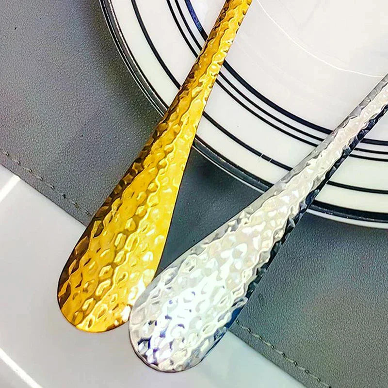 Shell-Shaped Serving Spoons Stainless Steel Vegetable Spoons Large Fan-Shaped Soup Spoons Suitable For Family Parties Restaurant