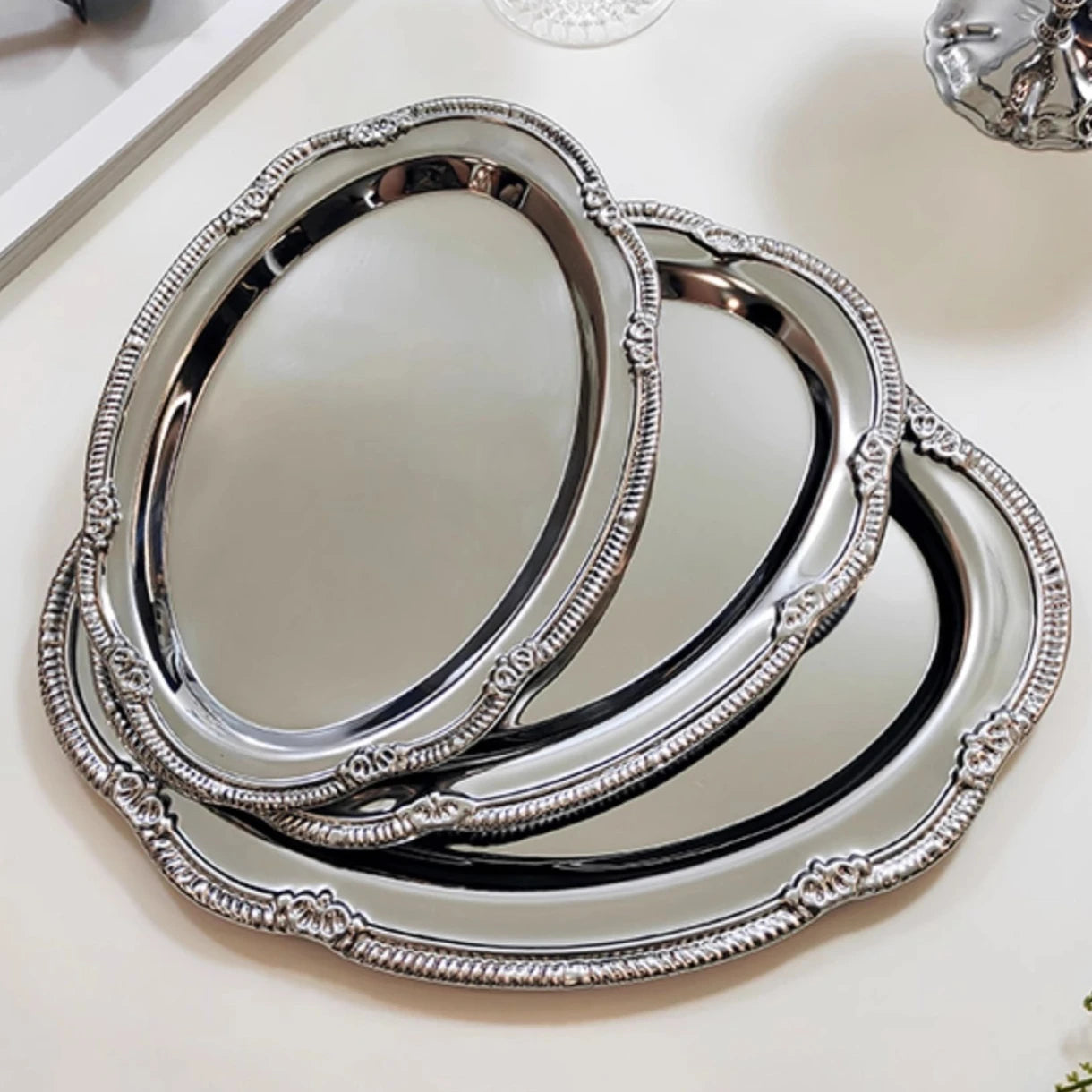 Vintage Embossed Silver Tray Serving Platter for Desserts Jewelry Storage Organizer Snack Plate Dining Table Decoration