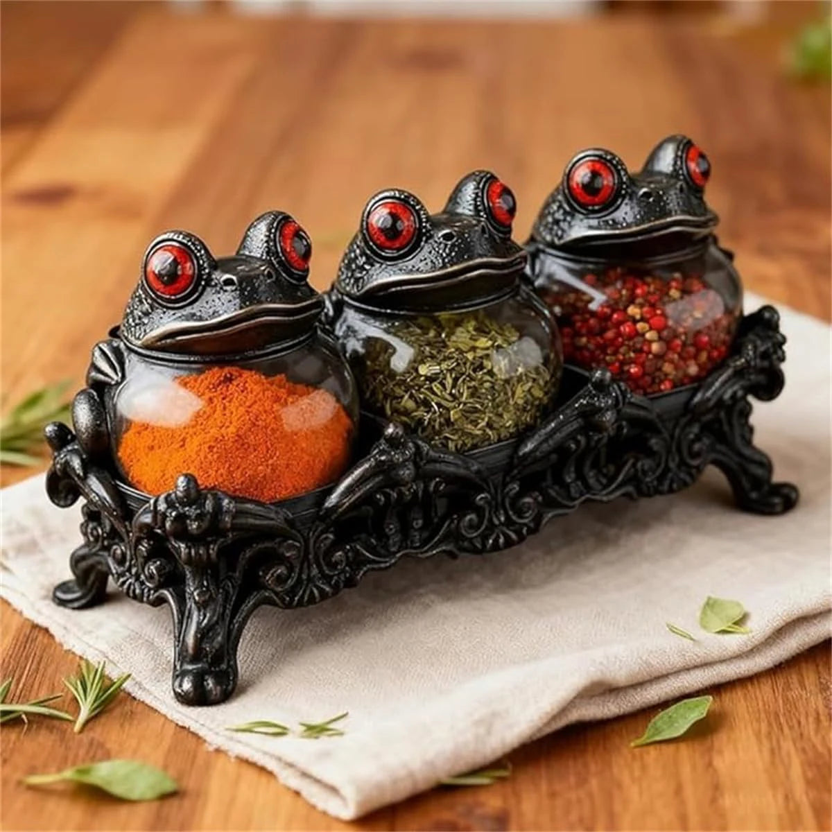 3Pcs Unique Vintage Witchy Frog Spice Jars Clear Glass Apothecary Seasoning Jars Frog Lids Spice Containers for Salt Pepper
