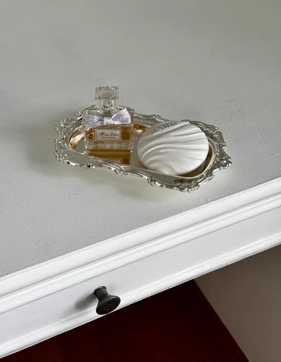 Vintage Embossed Stainless Steel Tray Serving Platter for Desserts Jewelry Storage Organizer Snack Plate For Dining Table Decor