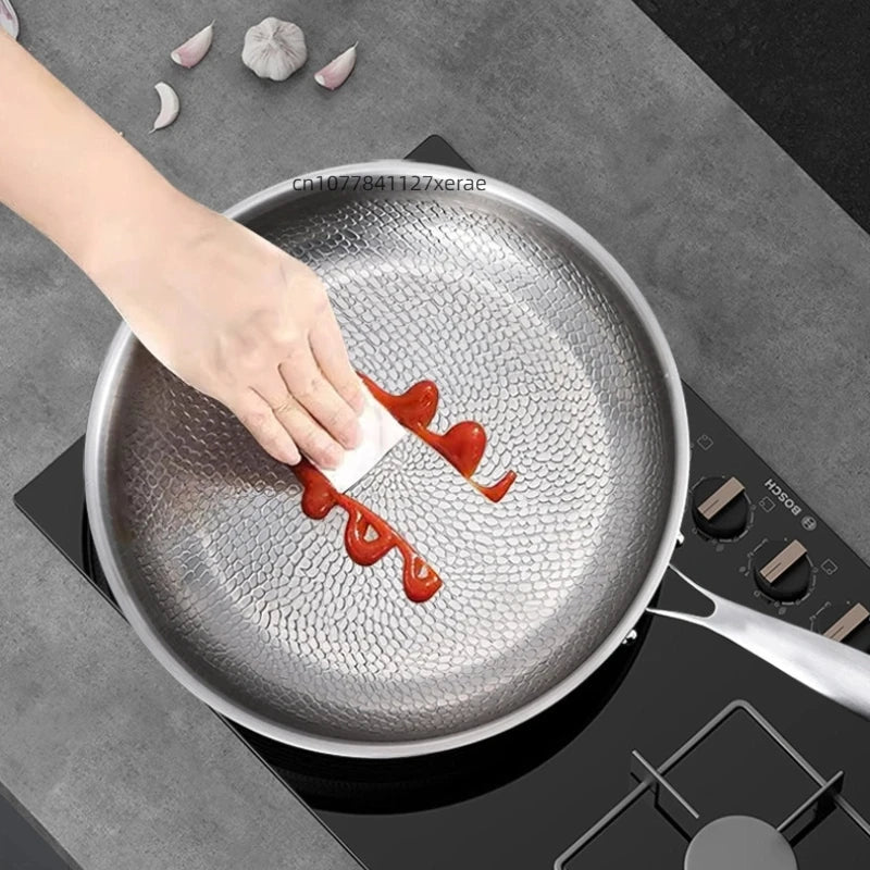 Titanium frying pan, flat-bottomed pan, non-stick pan without coating, household hammered-patterned pan, thick-cut steak pan